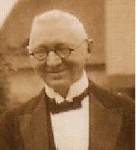 Hans_Theile_1929größer_.jpg 